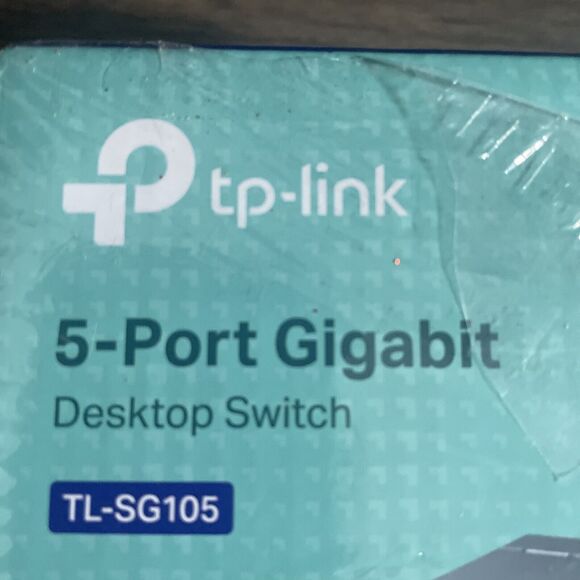 TP-Link TL-SG105 5-Port Gigabit Ethernet 1000Mbps Desktop Switch - NEW SEALED - Picture 2 of 9